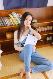 女人成黑电影